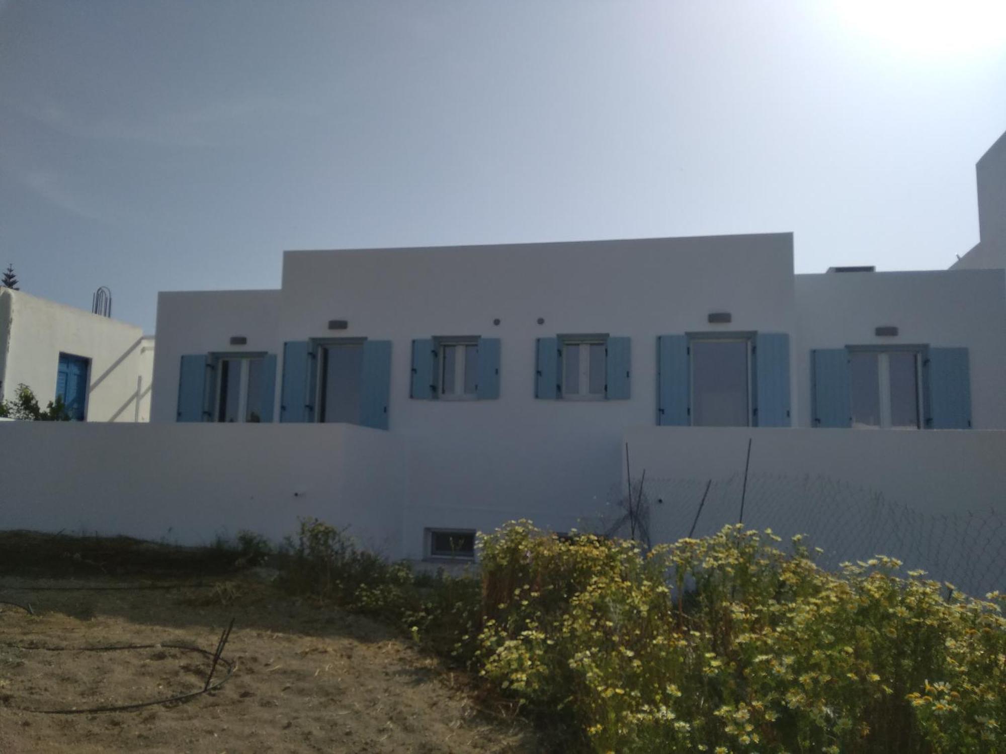 Kryni Deluxe Houses Adamantas  Habitación foto